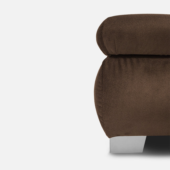 stilingas rudas pufikas tinkantis prie minksto kampo