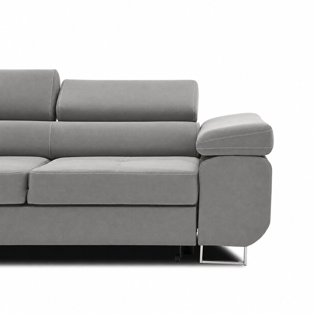 Sofa RIGATTO, 209 cm – KRONOS 15 · Šviesiai pilka – apmušalų ir konstrukcijos detalė #spalva_kronos 15 · šviesiai pilka
